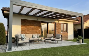 Moderné pergola spojená s domom