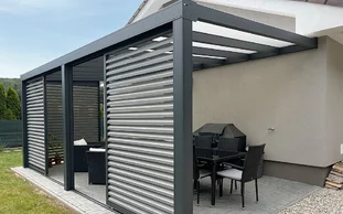 Pergola a posuvné tienenie