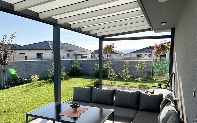 pergola PTC biela