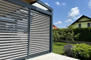 pergola s posuvnými lamelami 3 pergola s posuvnými lamelami 3