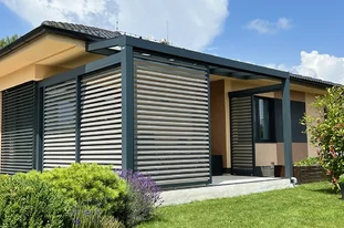 pergola s posuvnými lamelami 4 pergola s posuvnými lamelami 4
