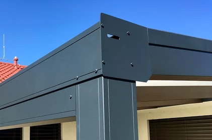 Zastrešenie terasy lexanom hliniková pergola na mieru